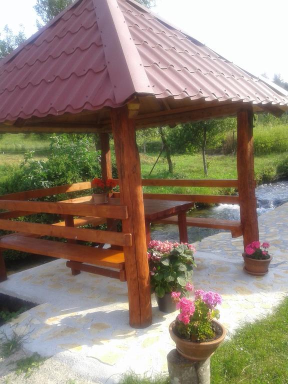 Guest House Mila Plitvicki Ljeskovac Екстериор снимка